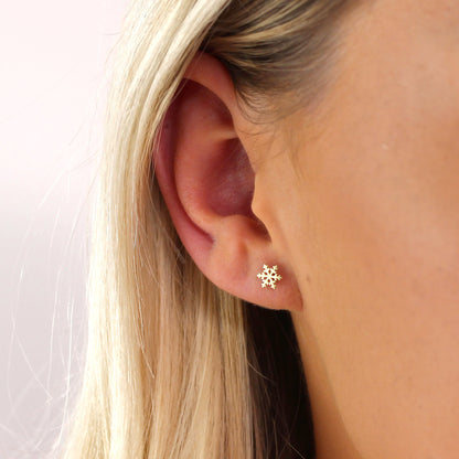 9ct Gold Snowflake Stud Earrings