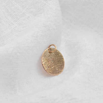 Personalised 9ct Gold Fingerprint Round Charm