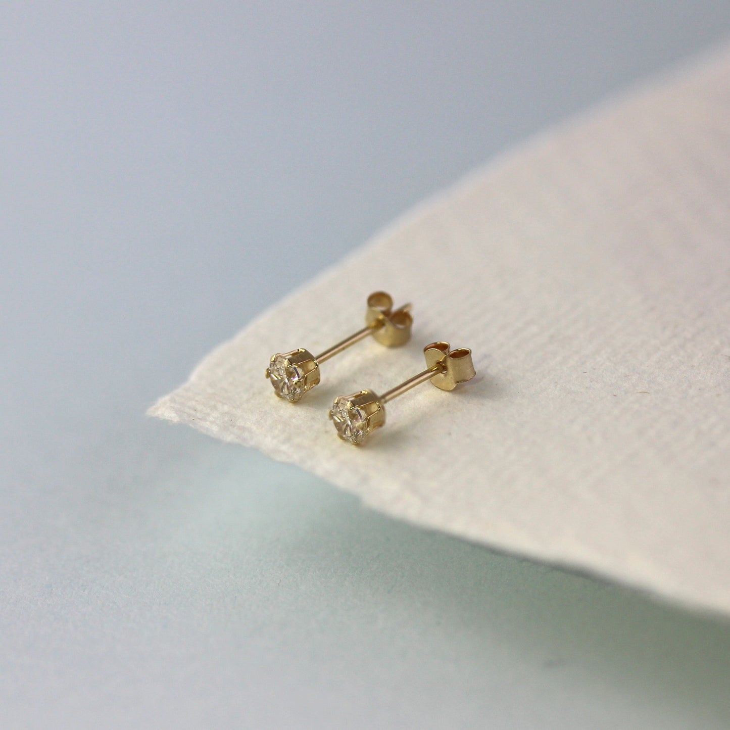 9ct Gold Crystal 3mm Round Stud Earrings