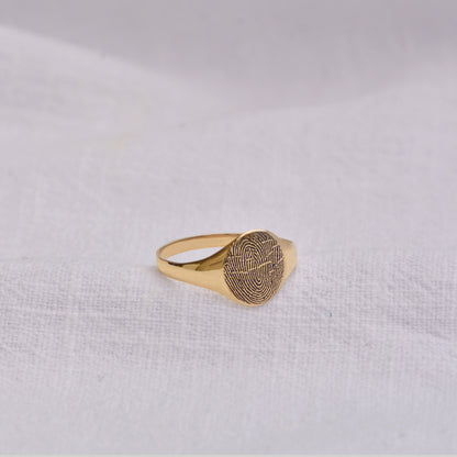 Personalised 9ct Gold Fingerprint Signet Ring